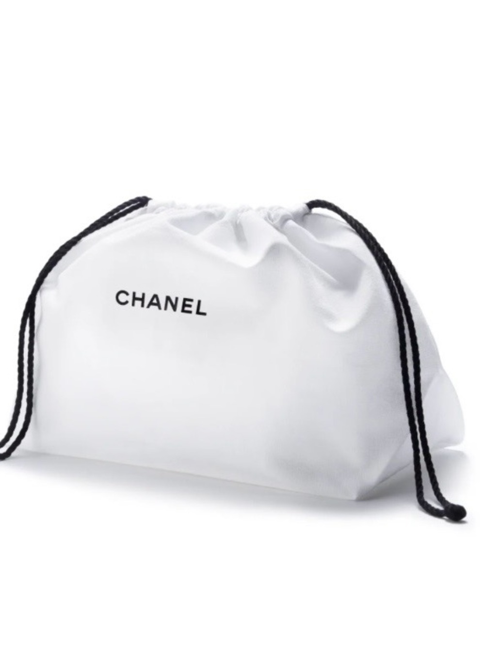 CHANEL White Drawstring Dust Bags with logo (set of four)